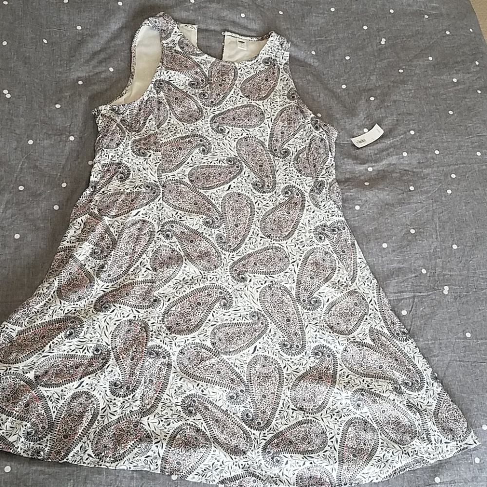 Old navy sun dress.